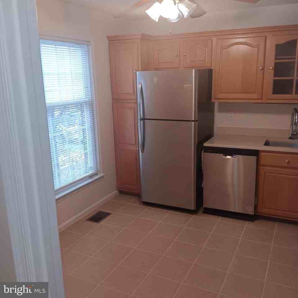 14914 Belle Ami Dr - Photo 6 of 36