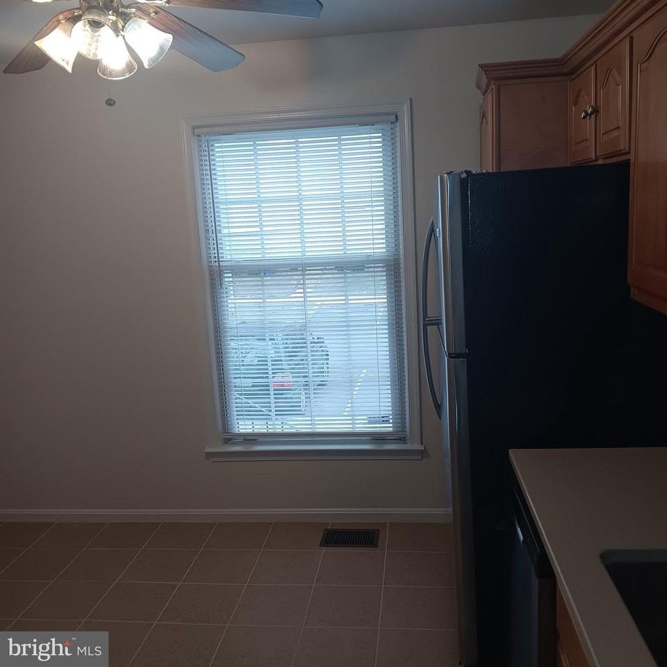 14914 Belle Ami Dr - Photo 7 of 36