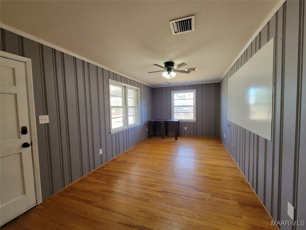 1010 Loch Haven Rd - Photo 5 of 13