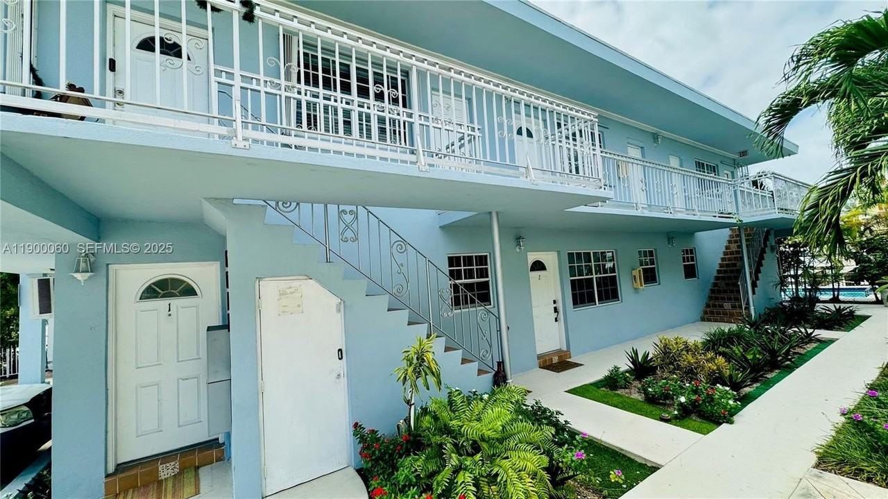 8000 Tatum Waterway Dr #1 - Photo 3 of 33