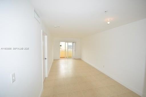 4137 Stirling Rd #304 - Photo 3 of 8