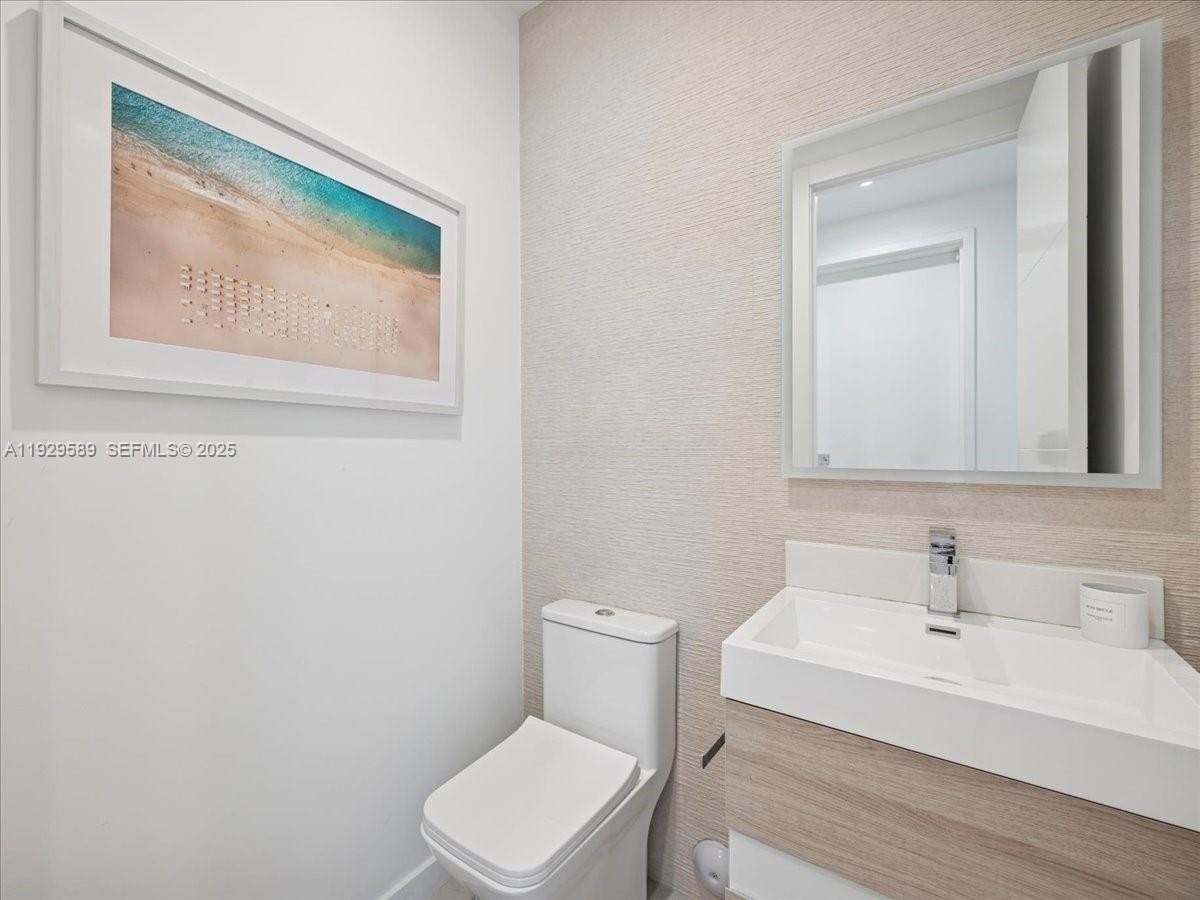 3458 Day Ave - Photo 6 of 29