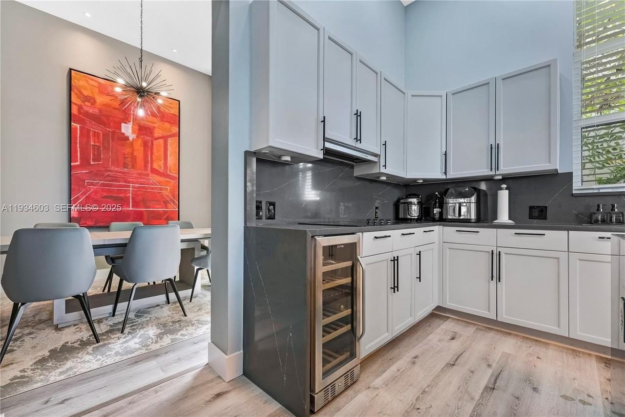 5046 Sw 162nd Ave #0 - Photo 7 of 43