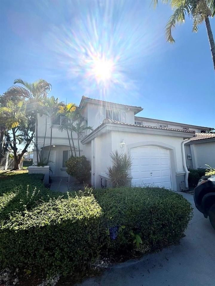 16276 Sw 75th St - Photo 5 of 38