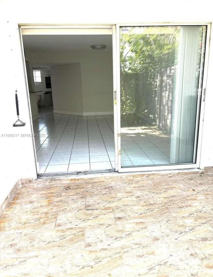 1175 Nw 124th Pl #101 - Photo 7 of 14