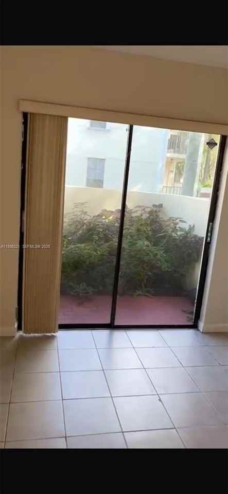 13074 Sw 88th Ln #B101 - Photo 2 of 7