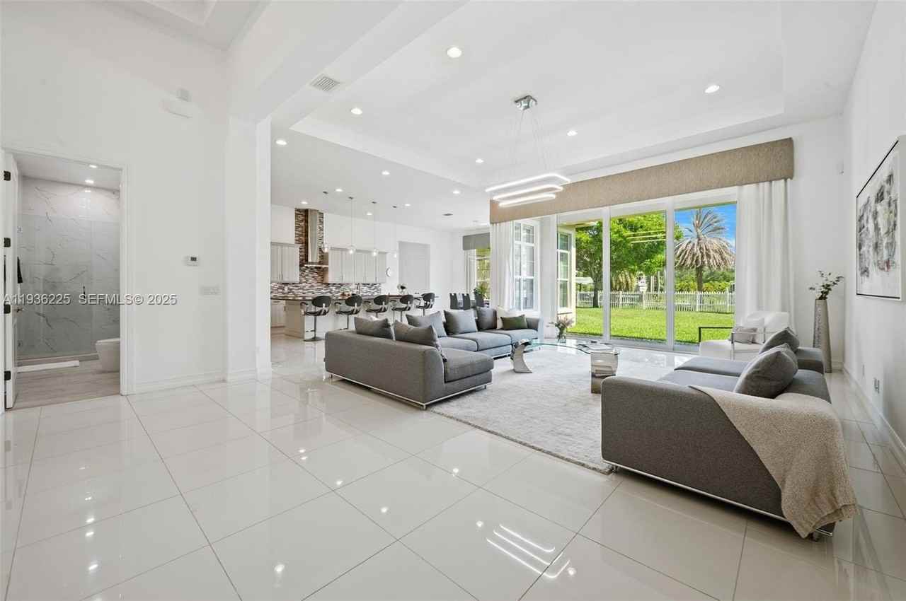 5292 S Sterling Ranch Cir - Photo 6 of 39