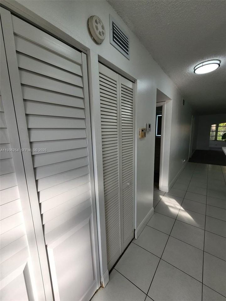 609 S State Road 7 #2C - Photo 5 of 40