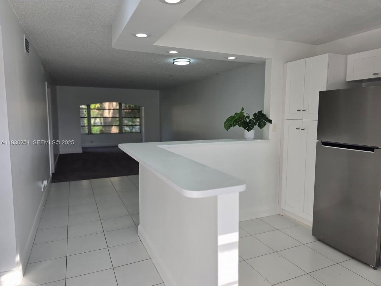 609 S State Road 7 #2C - Photo 6 of 40