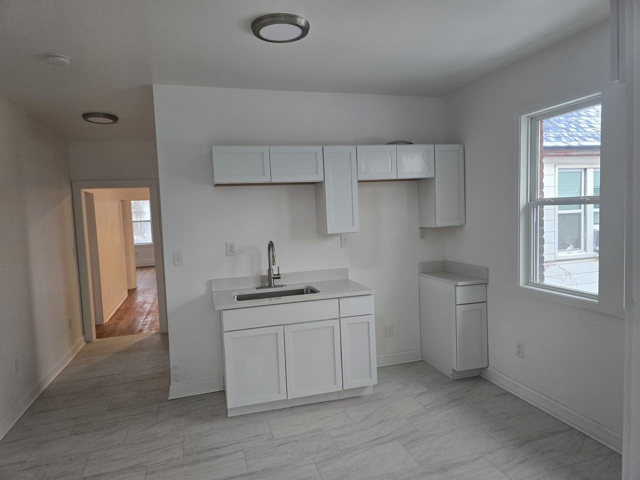 3631 Helen St #3635 - Photo 2 of 8