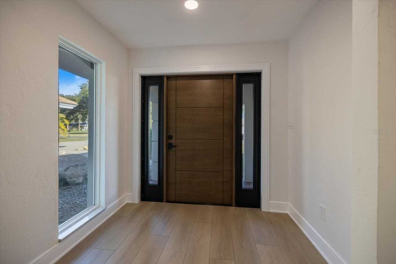 328 Monet Dr - Photo 3 of 50