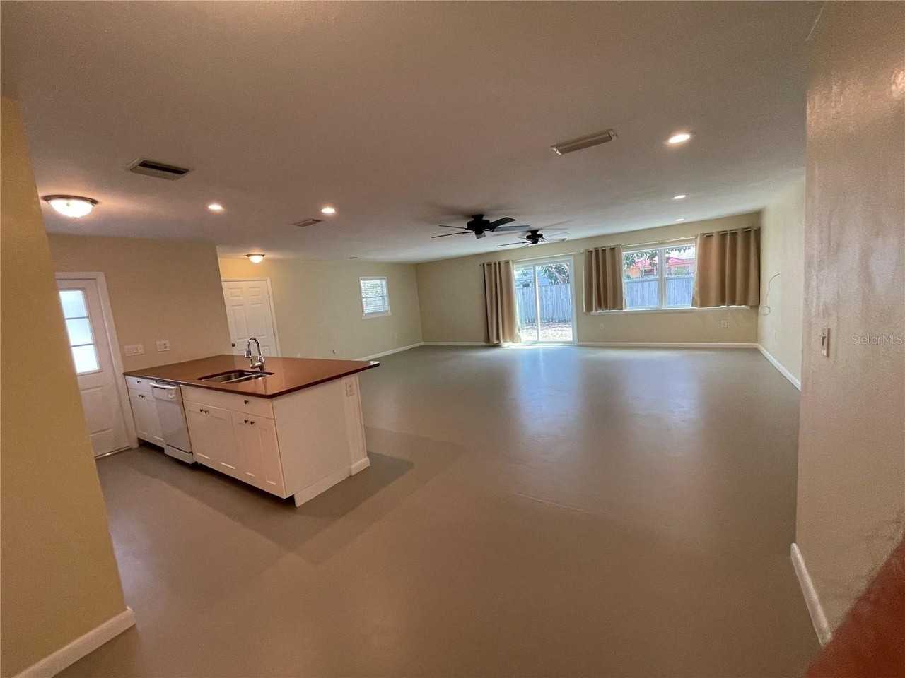 6185 Deming Ave - Photo 7 of 17