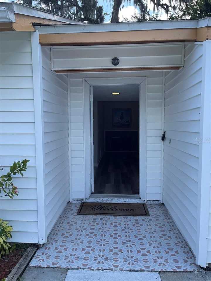 25 Fawn Ln - Photo 2 of 18