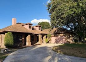 featured image of 1102 Sugartree Dr S