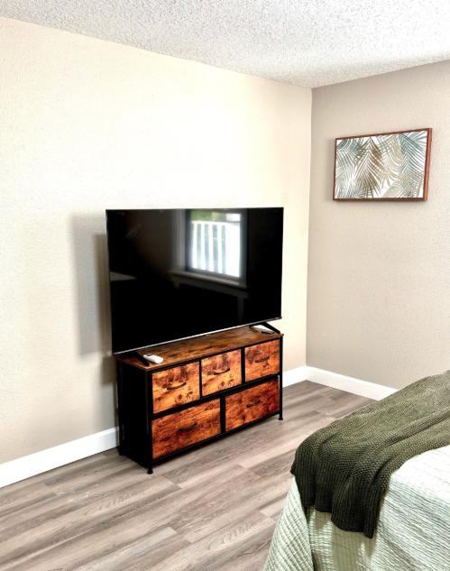 Wilton Ave - Photo 4 of 5