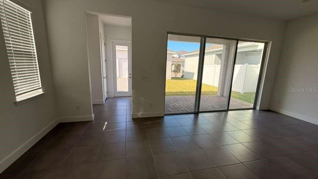 12572 Westhaven Oak Dr - Photo 7 of 31