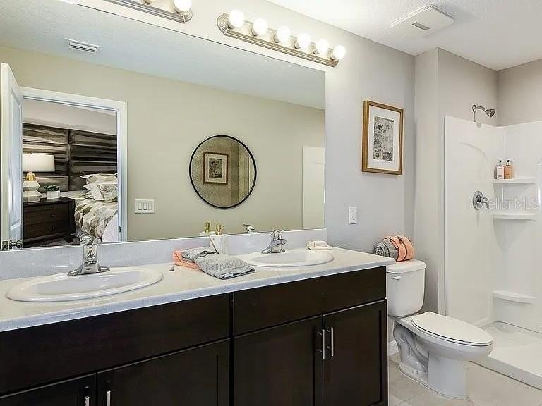 10557 Oakside Dr - Photo 6 of 13