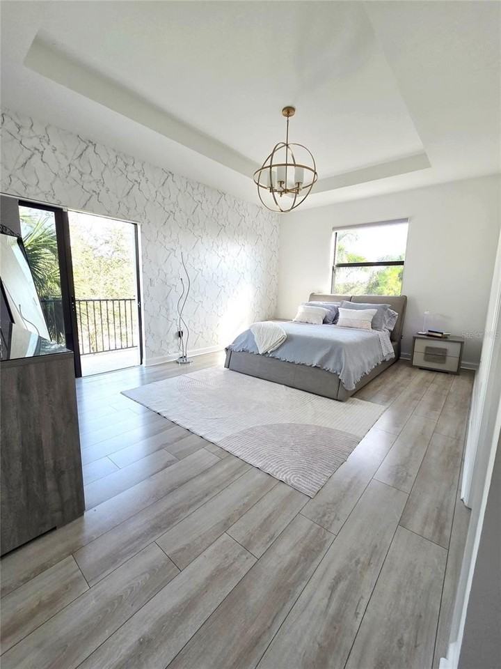 4610 Shire Ln - Photo 7 of 27