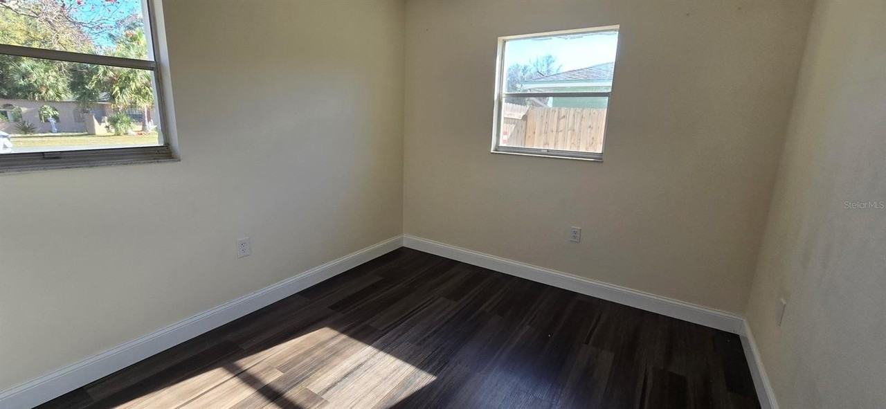 14724 Sw 38th Terrace Rd - Photo 6 of 13