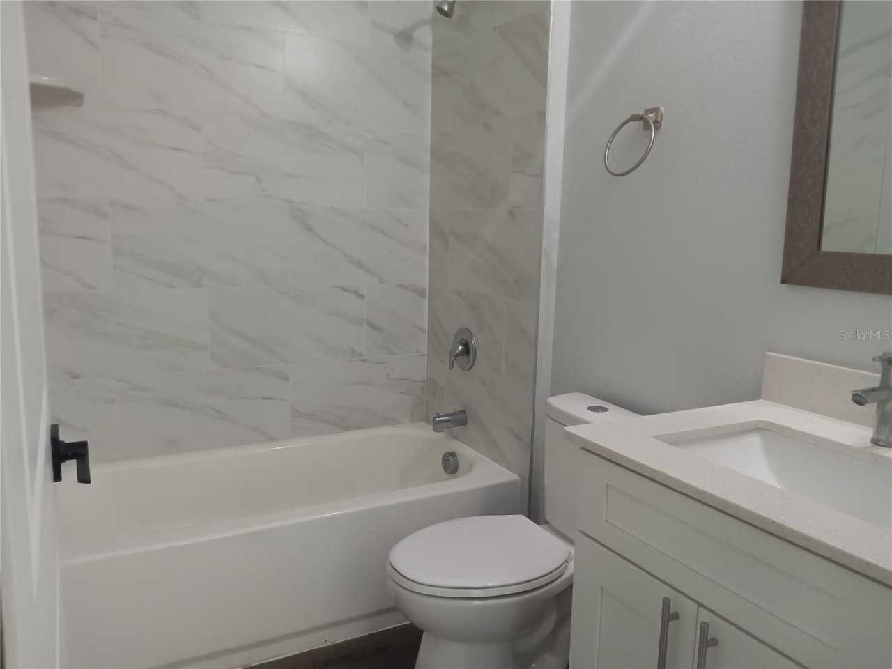 845 Marquis Ct - Photo 7 of 9