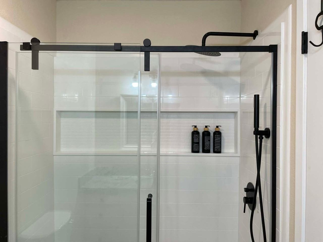 9410 Mapes St #1 - Photo 4 of 11