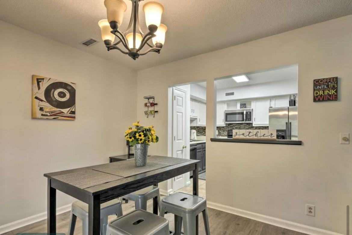 Woodymore Dr - Photo 5 of 19