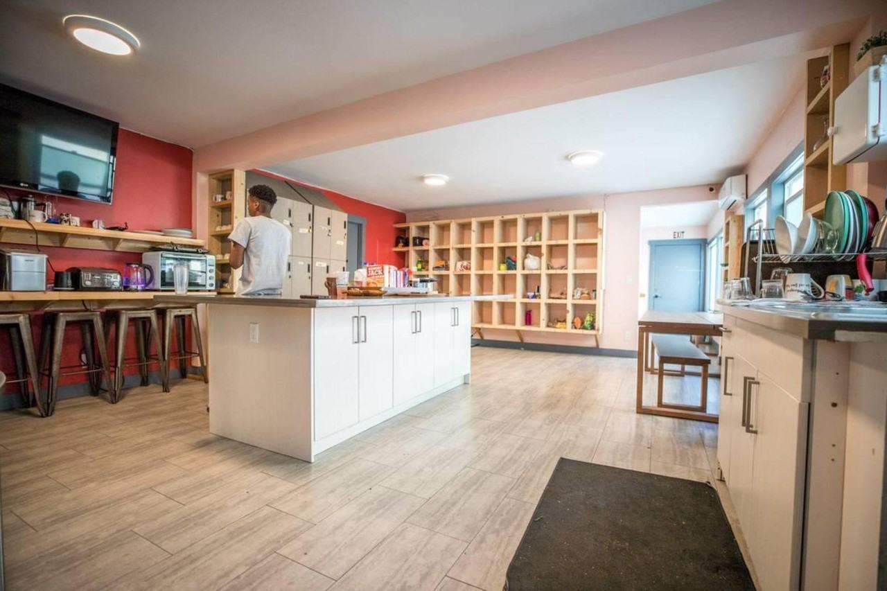 Melrose Ave - Photo 7 of 12