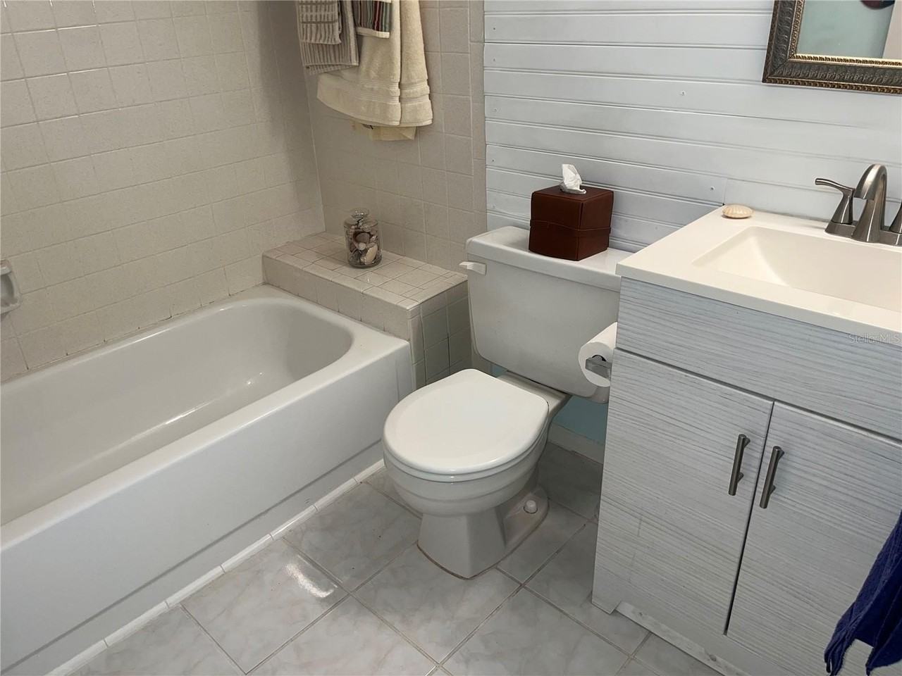 871 New York Ave #104 - Photo 5 of 34