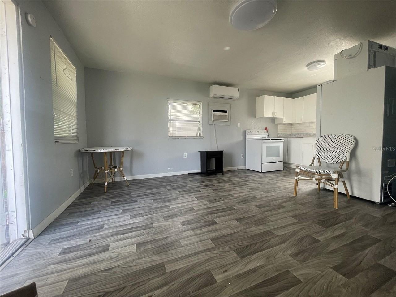 5475 42nd St N #5 - Photo 7 of 10