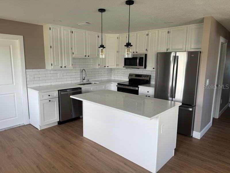 4243 Tahiti Dr - Photo 3 of 17