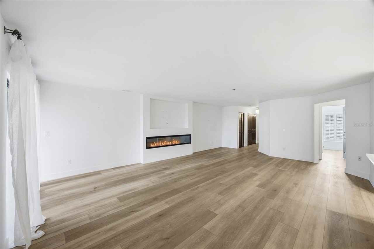 13025 Village Chase Cir - Photo 7 of 30