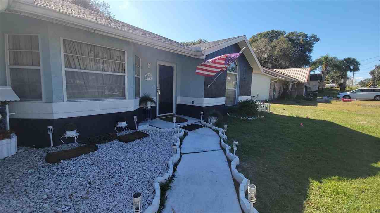 564 W Central Ave - Photo 2 of 25