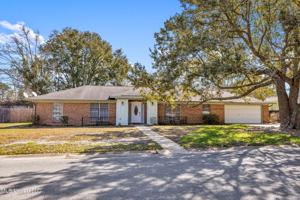 featured image of 1204 Londonderry Ln