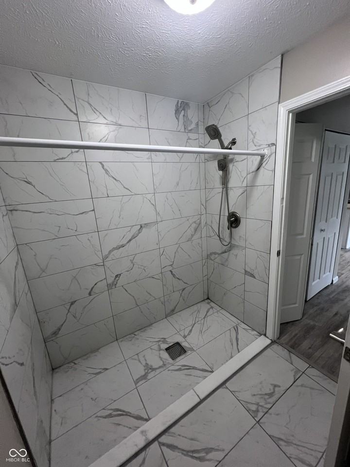 344 W Columbine Ln - Photo 7 of 48