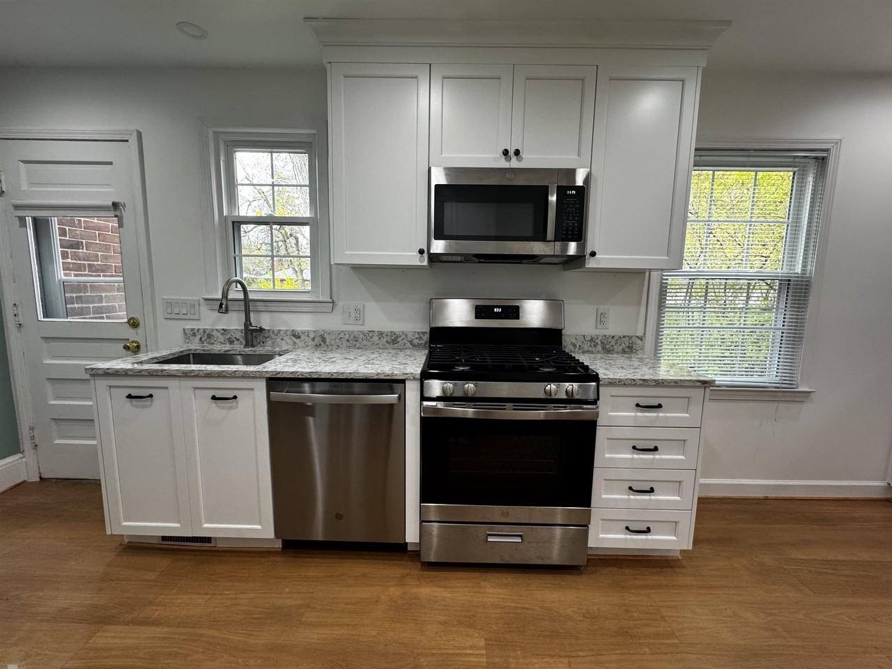 827 Neff Rd - Photo 7 of 23