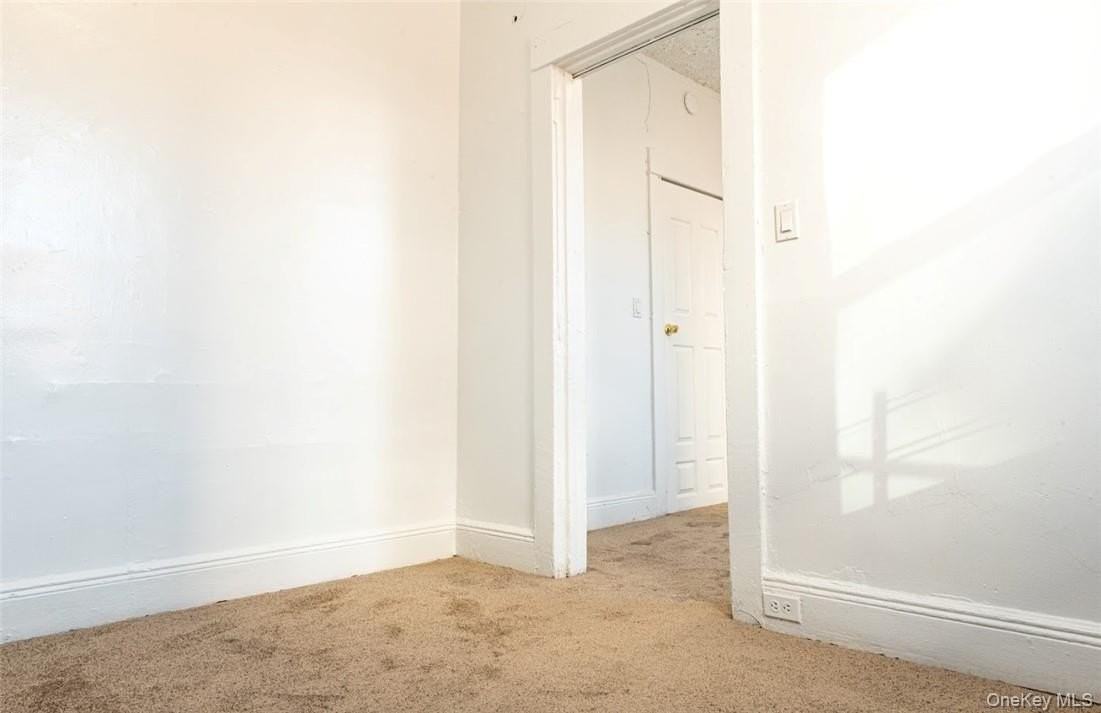 14 Horton Ave 3rd Fl #3rdFL - Photo 2 of 9