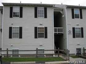 4 Lexington Hl Unit 6 #6 - Photo 1 of 1