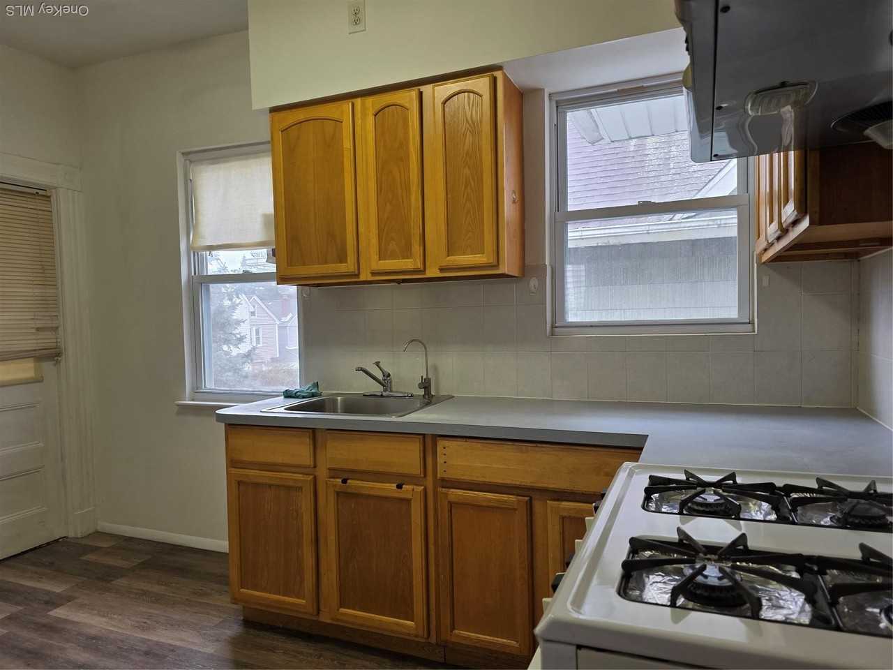 8425 108th St 2nd Fl #2ndFL - Photo 6 of 6