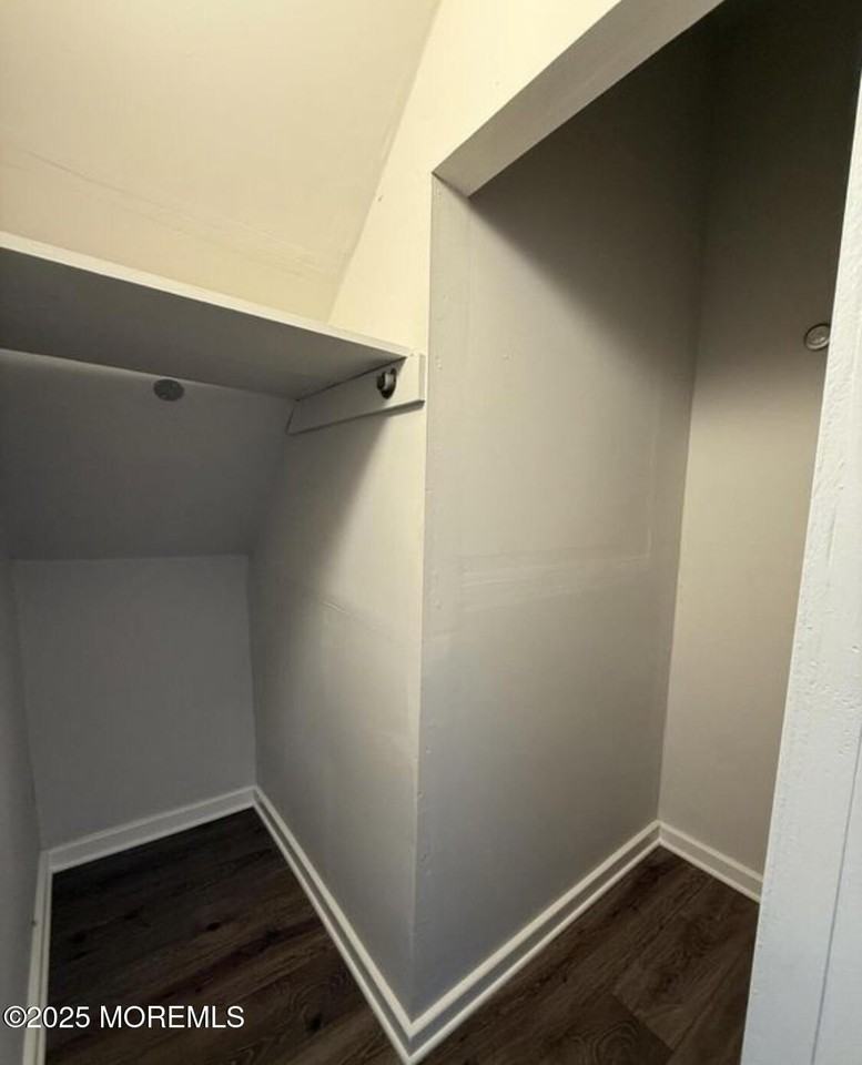 409 6th Ave Apt 2b #2B - Photo 3 of 6