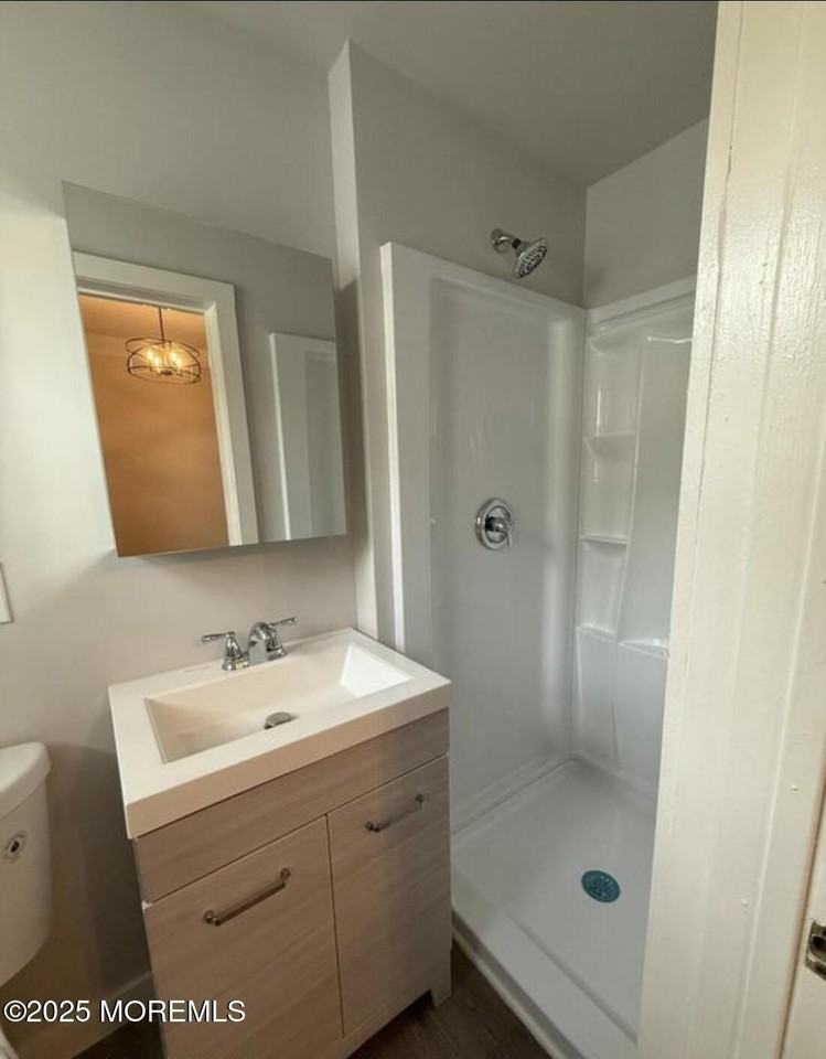 409 6th Ave Apt 2b #2B - Photo 5 of 6