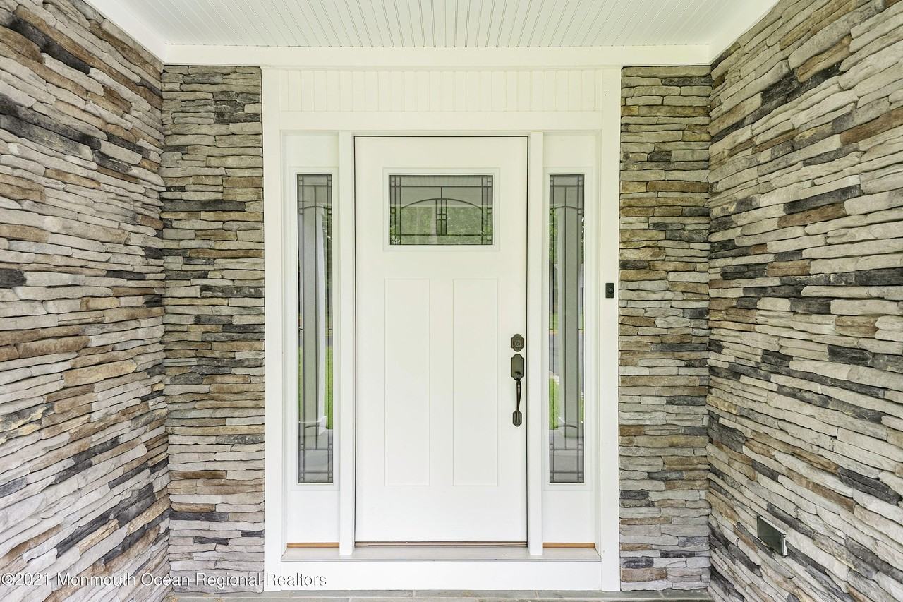 16 Cypress Ave - Photo 3 of 36