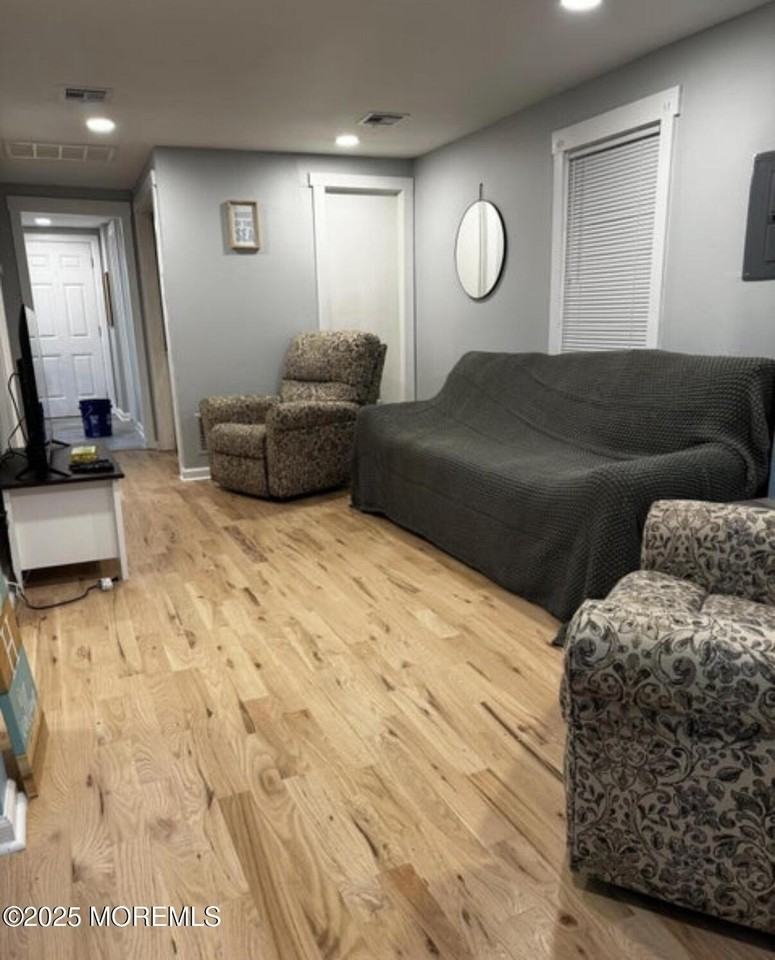 37 Lafayette Ave - Photo 3 of 10