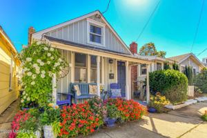 featured image of 77 Abbott Ave Unit Rear #REAR