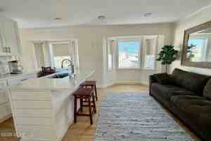 featured image of 111 4th Ave Unit Rear #REAR