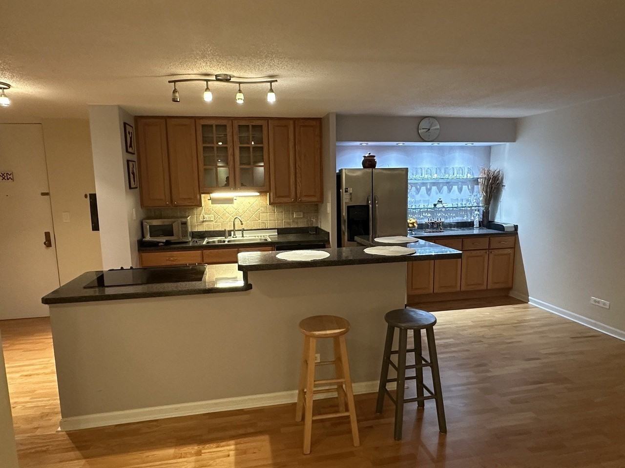 16 E Old Willow Rd Apt 414s #414S - Photo 6 of 19