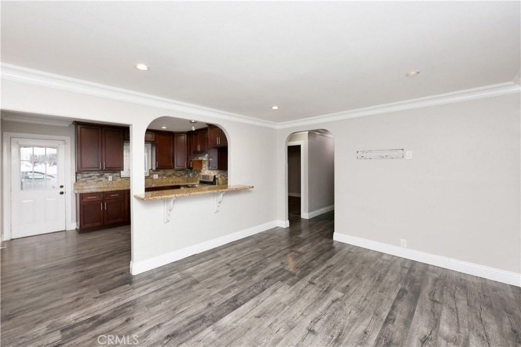 8740 Byers St - Photo 5 of 24