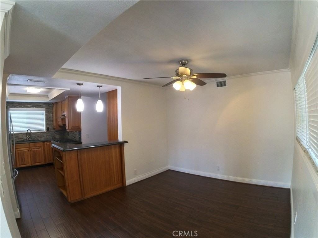 1228 E Greenview Dr - Photo 3 of 17