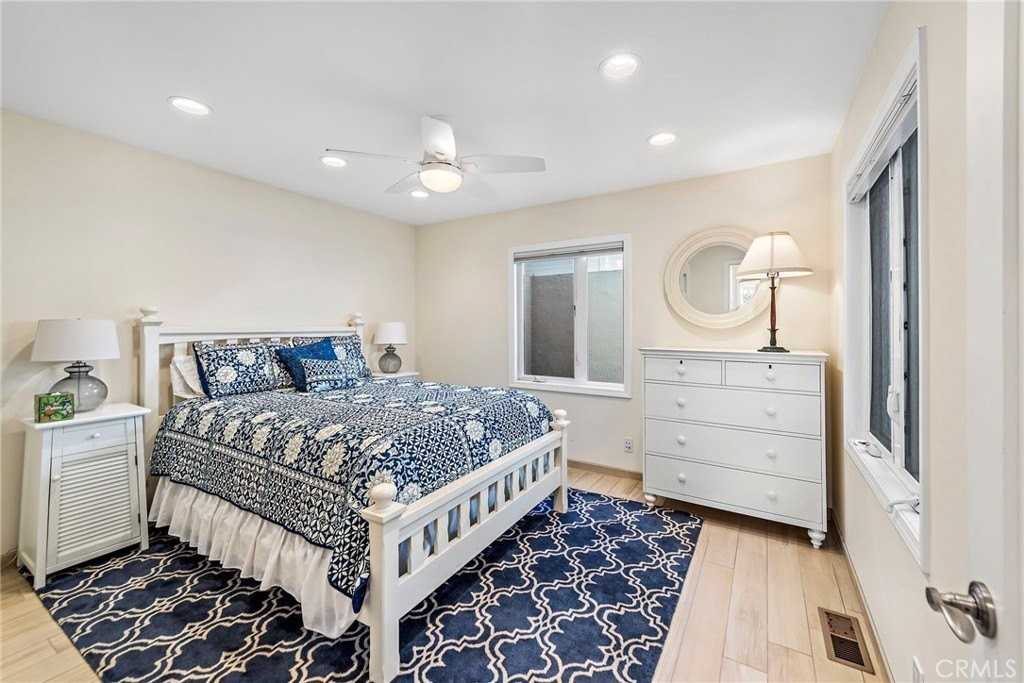 1055 Gaviota Dr - Photo 6 of 18