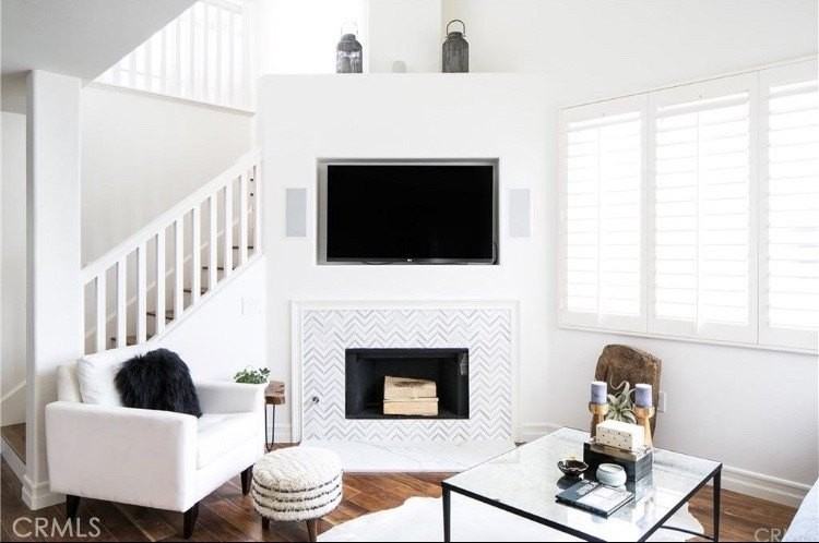 514 Marguerite Ave #1-2 - Photo 2 of 24