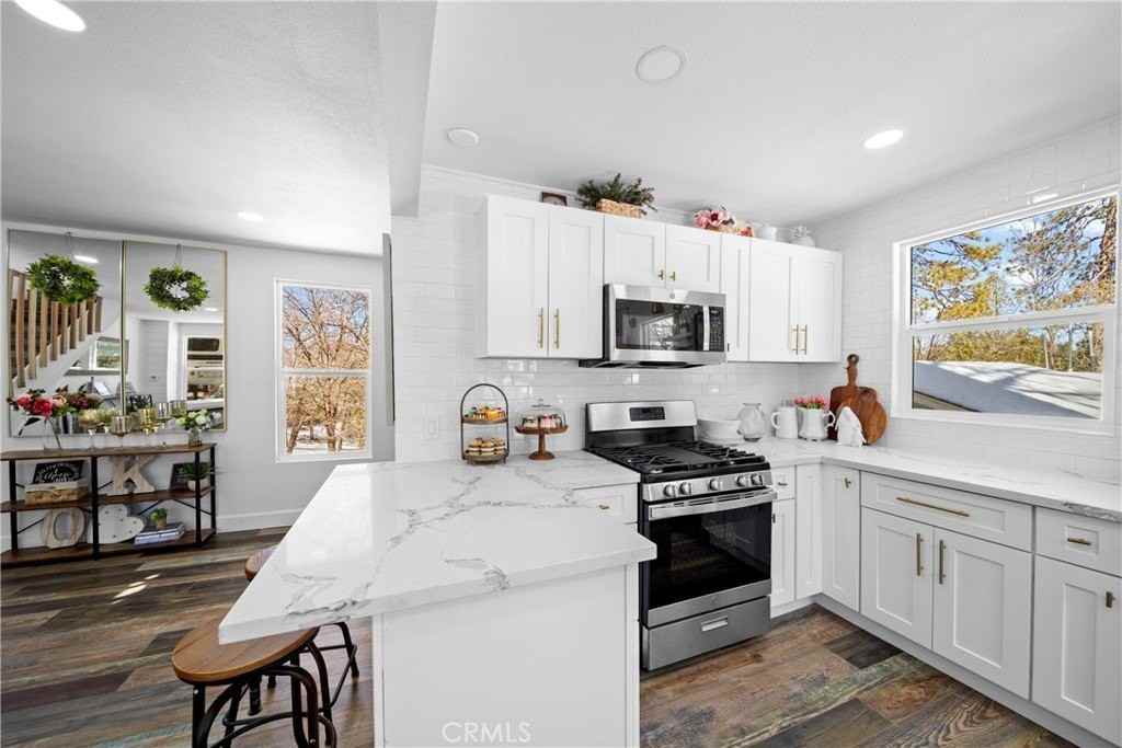 27584 27584 Weirwood Drive - Photo 2 of 21